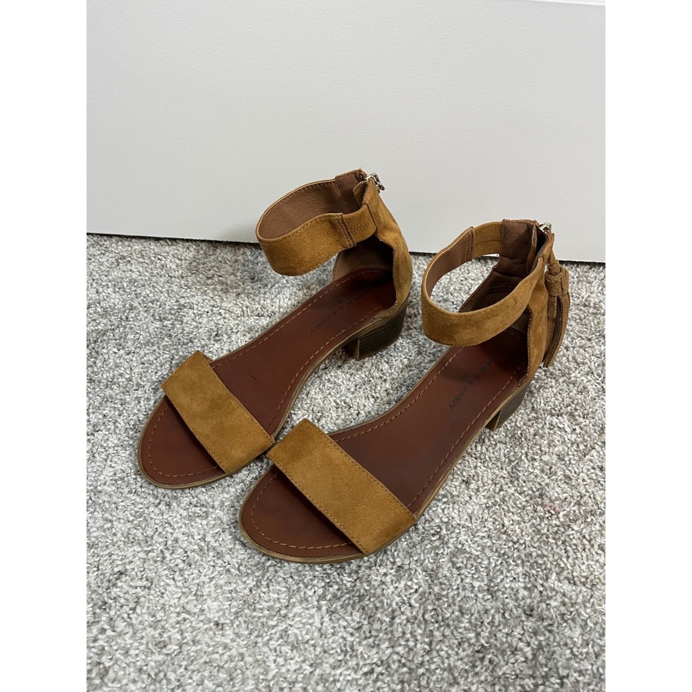 Rock & Candy Women Tan Faux Suede Tassel Block Heel Sandals Ankle Strap Boho 8.5